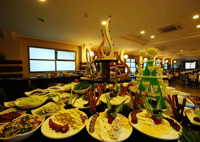 Hotel Grand Pasa 5*