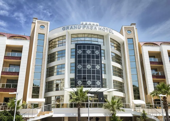 Grand Pasa